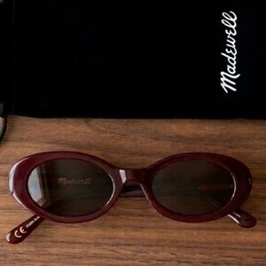 Madewell Russell Oval Sunglasses in Burgundy